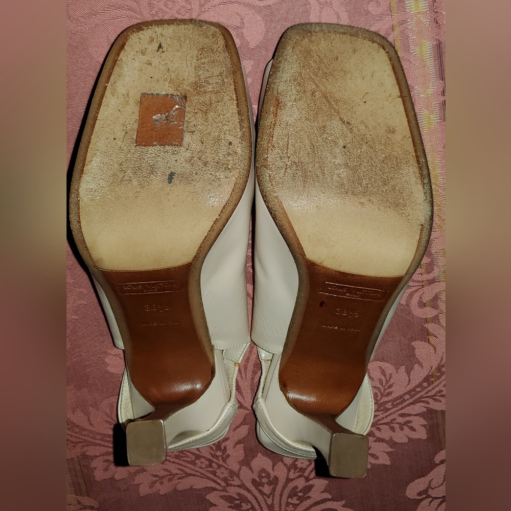 Louis Vuitton Women's Cream Leather Slingback Pumps 8 1/2 M - Picture 8 of 16